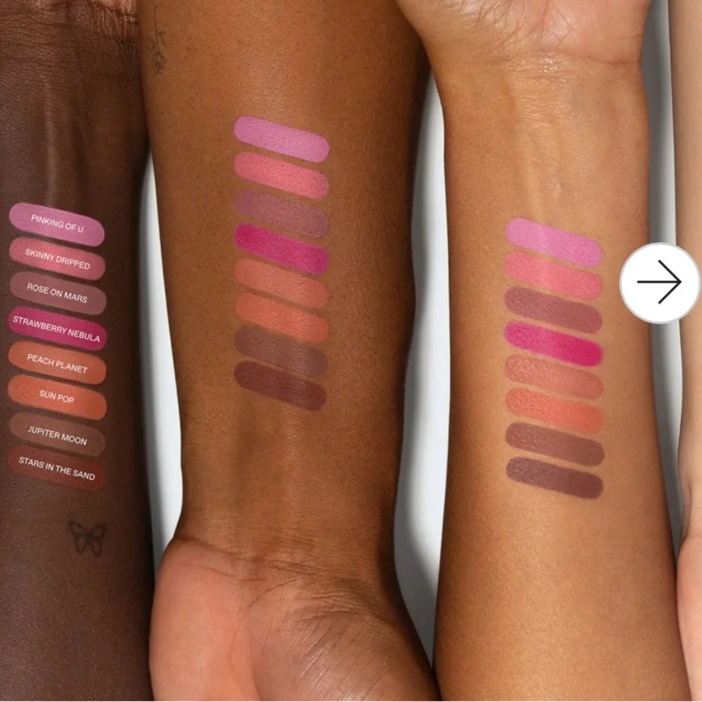r.e.m. beauty HYPERNOVA SATIN MATTE BLUSH